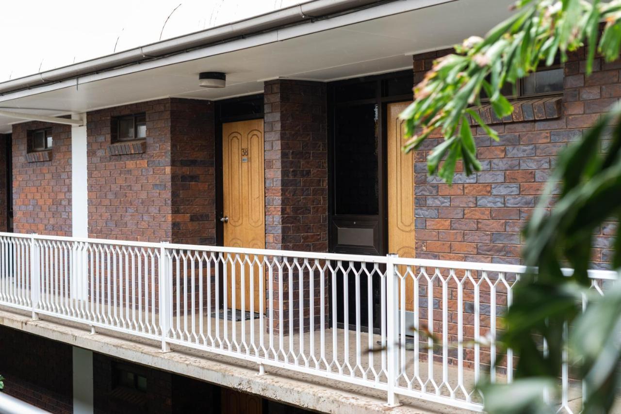 Longreach Motor Inn ภายนอก รูปภาพ