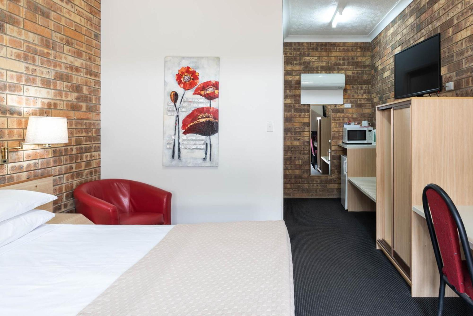 Longreach Motor Inn ภายนอก รูปภาพ