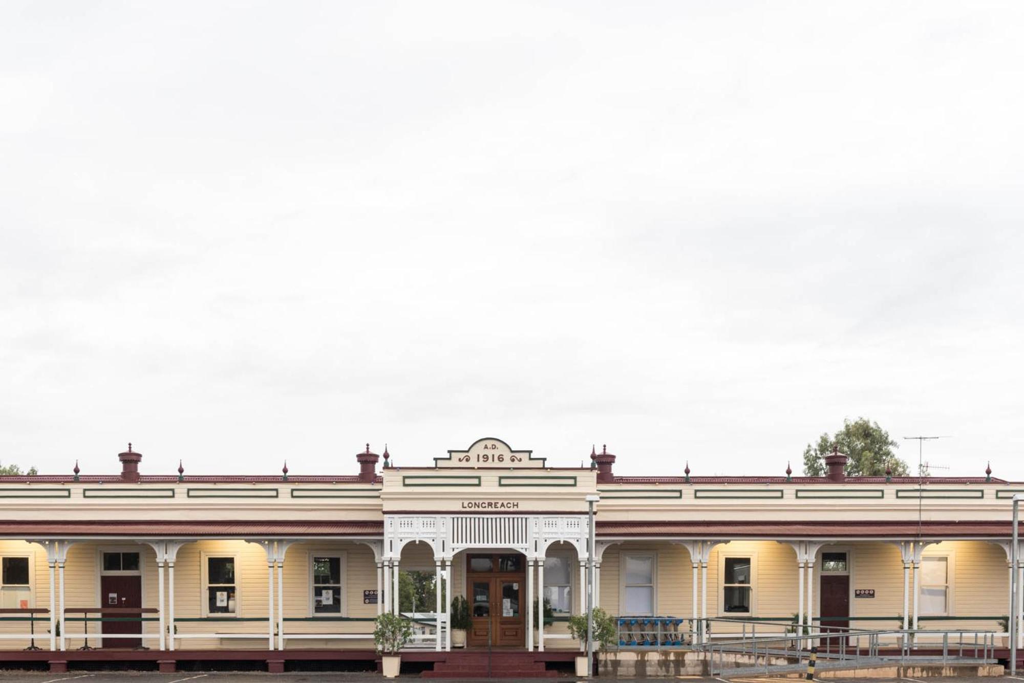 Longreach Motor Inn ภายนอก รูปภาพ
